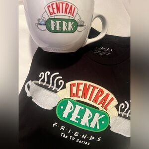FRIENDS CENTRAL PERK Tshirt/ Mug set